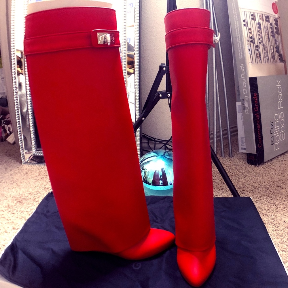RED GIVENCHY SHARK LOCK BOOTS IN LEATHER